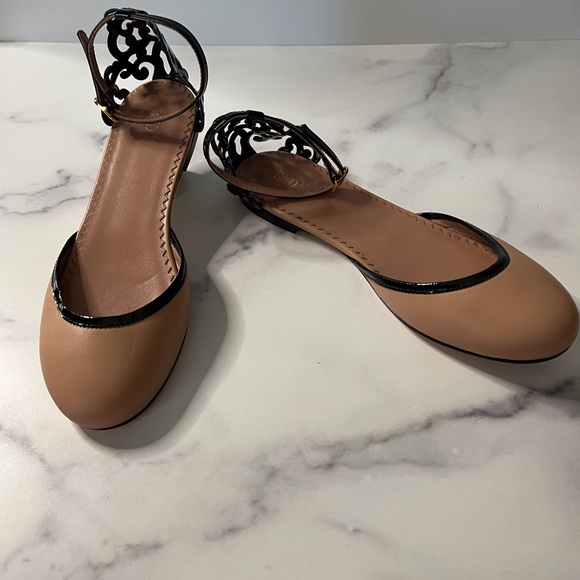 Authentic vintage NEVER WORN RedValentino flats with detailed heel - Picture 2 of 4